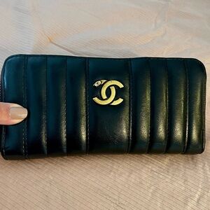 Black  fashion faux CC Leather large   Wallet